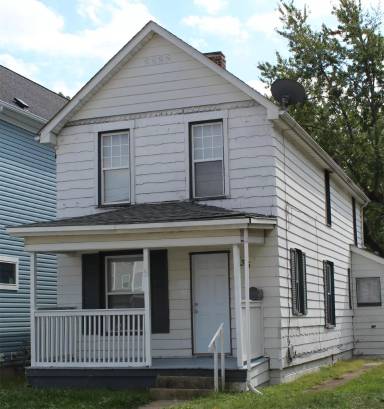 Main picture of 735 Reinhard Ave