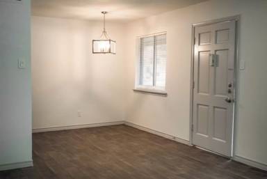 Main picture of 515 Flook St