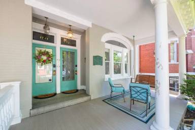 Main picture of 1717 Hanover Ave