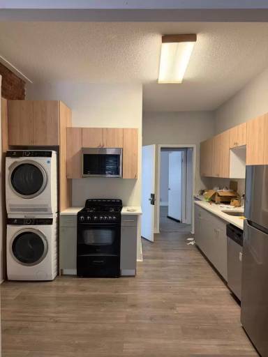 Main picture of 65 Edgewood Ave