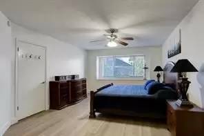 Main picture of 6814 Yardley Dr