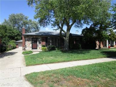 Main picture of 35826 Richland St