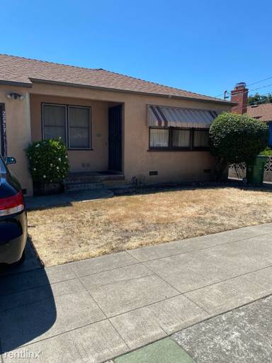 Main picture of 22419 Peralta St