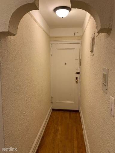 Main picture of 623 E 5th St