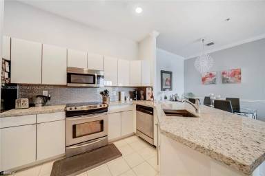 Main picture of 4602 SW 160th Ave