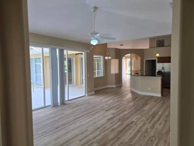 Main picture of 2524 6th Ct E