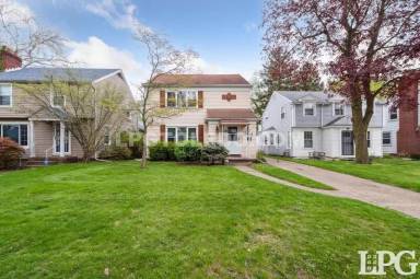 Main picture of 2834 Sherbrooke Rd