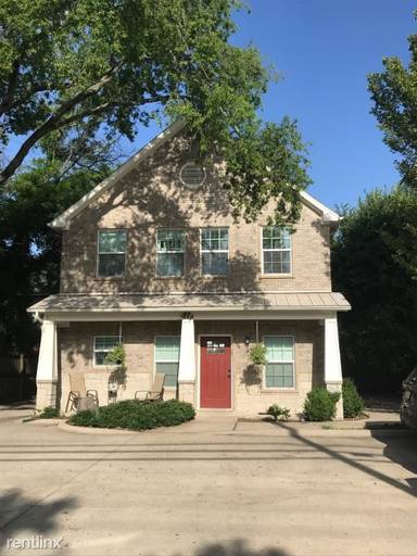 Main picture of 918 Bernard St