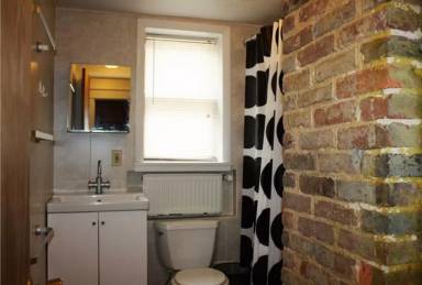 Main picture of 1291 Philadelphia St