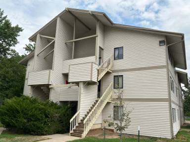 Main picture of Heatheridge Lake Condominiums