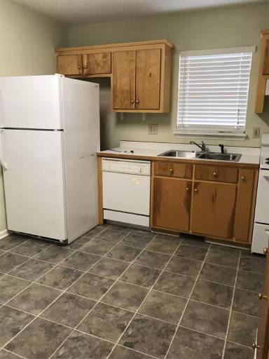 Main picture of 103 Daphine Dr