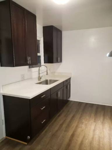 Main picture of 724 Cory Dr