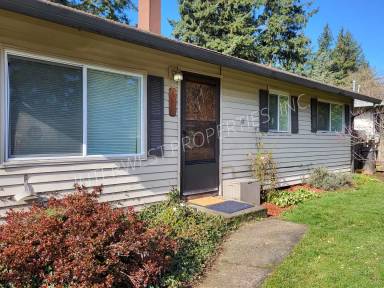 Main picture of 619 NE 117th Ave