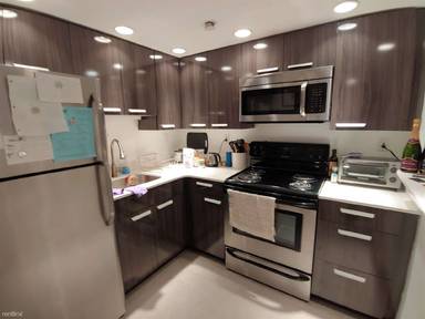 Main picture of 124 Peterborough St