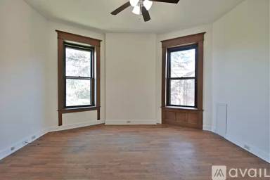 Main picture of 209 W 5th Ave