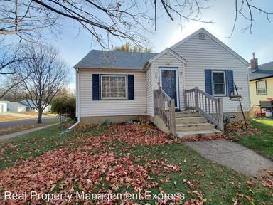 Main picture of 401 W 30th St