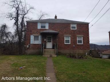 Main picture of 166 Victory Ln