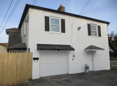 Main picture of 2500 W Mound St