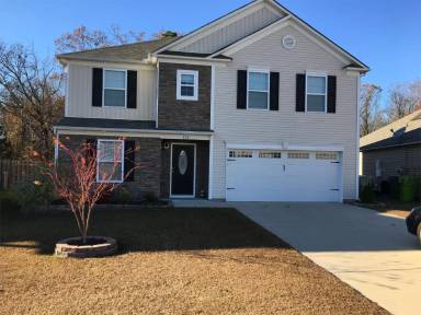 Main picture of 344 Longfellows Ln