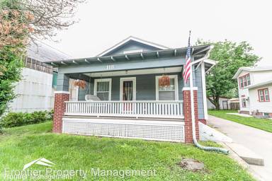 Main picture of 106 S Manhattan Ave