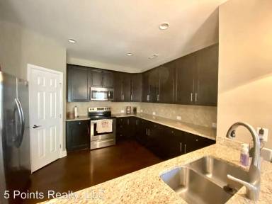 Main picture of 2048 Westburn Pvt Ln