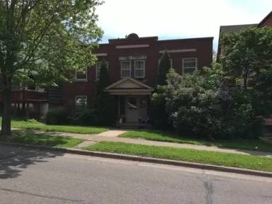 Main picture of 1524 E 3rd St