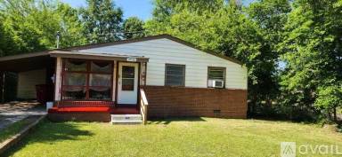 Main picture of 2036 Vining Cir
