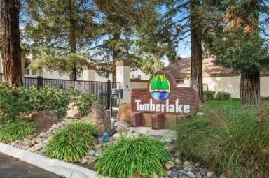 Main picture of Timberlake Condominiums