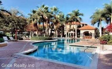 Main picture of 8851 Colonnades Ct W