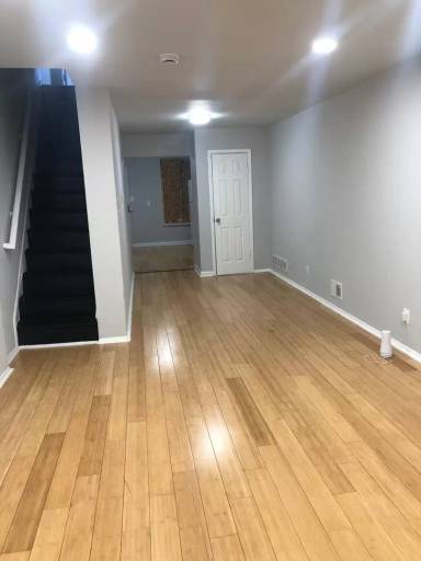 Main picture of 613 N Dukeland St