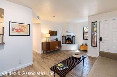 Main picture of 1306 Rufina Ln