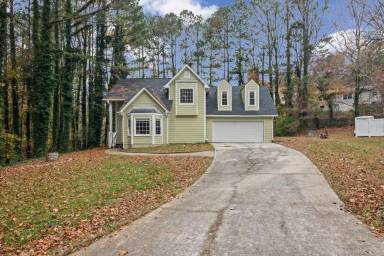 Main picture of 5914 Caitlin Ct SE