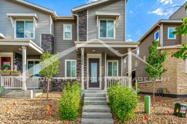 Main picture of 17244 E Center Pl