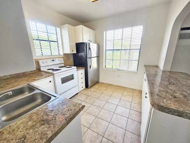 Main picture of 304 2nd Ave S