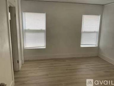 Main picture of 4547 19th Ave NE