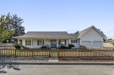 Main picture of 588 Madision St