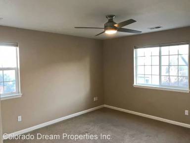 Main picture of 6885 Lynch Ln