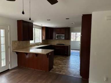 Main picture of 1310 Winchester Way