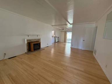 Main picture of 420 S Capitol Ave