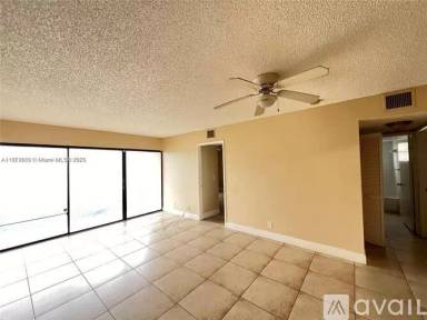 Main picture of 1523 Lake Crystal Dr