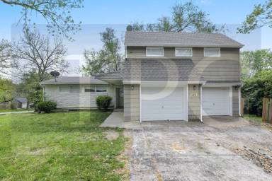 Main picture of 7510 Manchester Ave