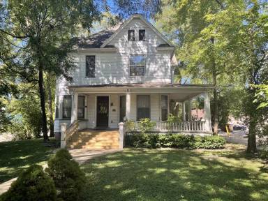 Main picture of 508 W Elm St
