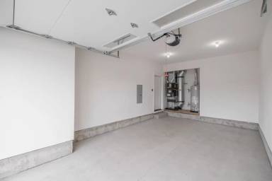 Main picture of 2483 Roll Tide Ct