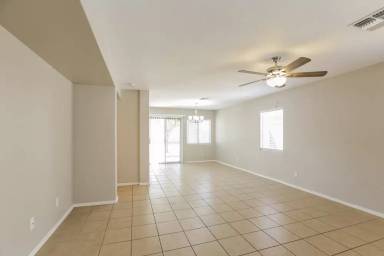 Main picture of 1629 W Burgess Ln