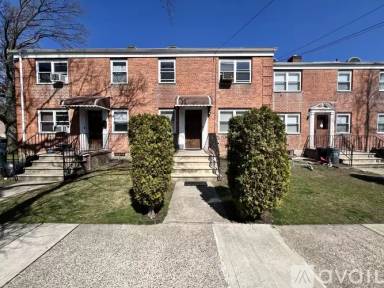 Main picture of 19403 37th Ave