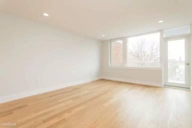Main picture of 334 Harvard St Apartments