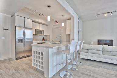 Main picture of Nine At Mary Brickell Village