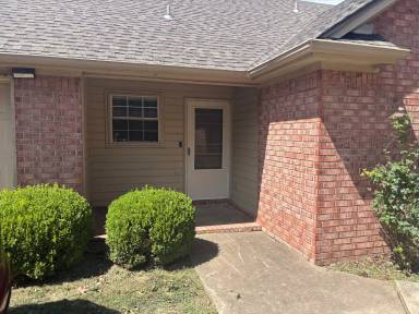 Main picture of 1213 S 41st Cir