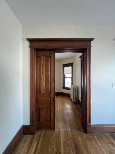 Main picture of 1502 E Kane Pl