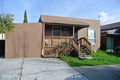 Main picture of 203 E 15th St